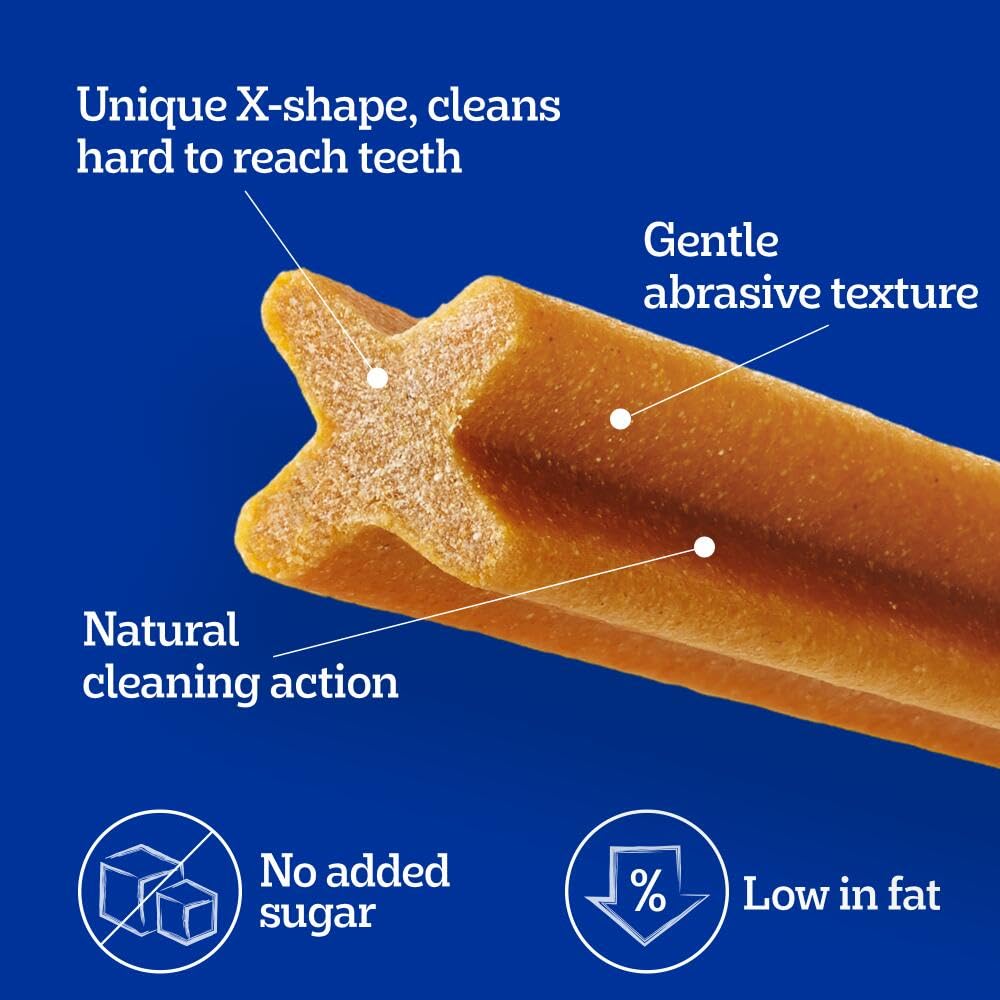 Pedigree DentaStix - Daily Dental chews for medium Dogs (10-25 kg), 28 Pedigree Dentastix sticks (Pack of 4)